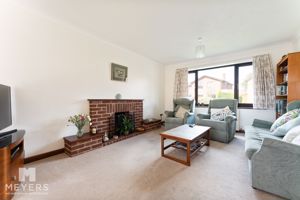 Photo 16- click for photo gallery